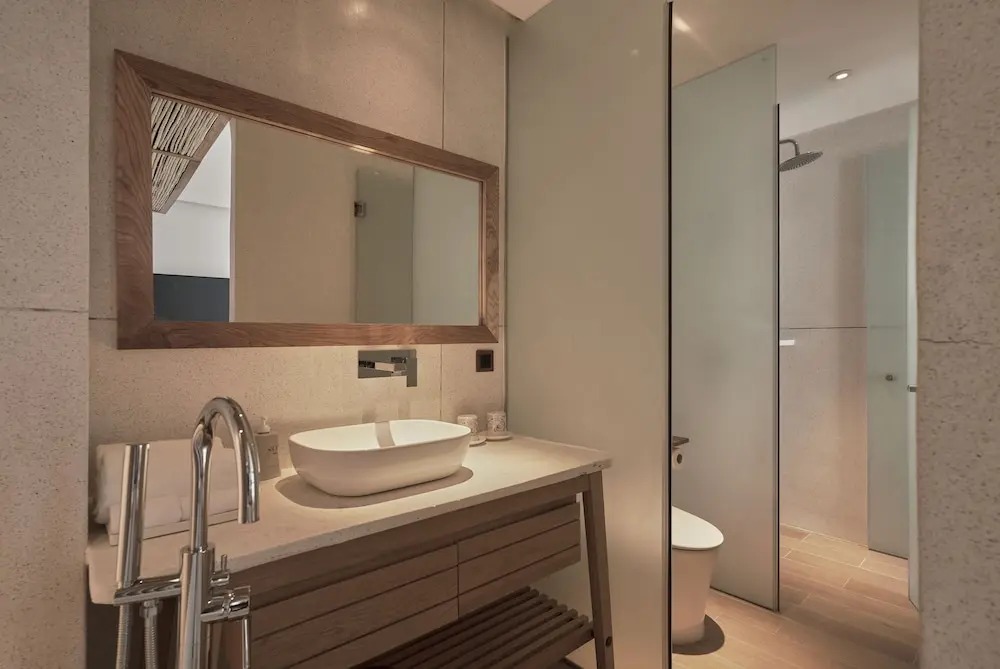 هتل اسکا ی جم سورا